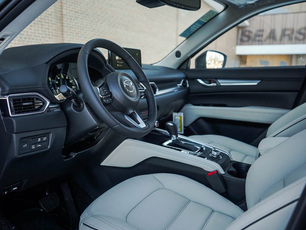 2025 Mazda CX-5 S Premium Plus package - Photo 18