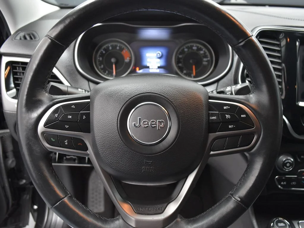 Used 2019 Black Jeep Limited image 7