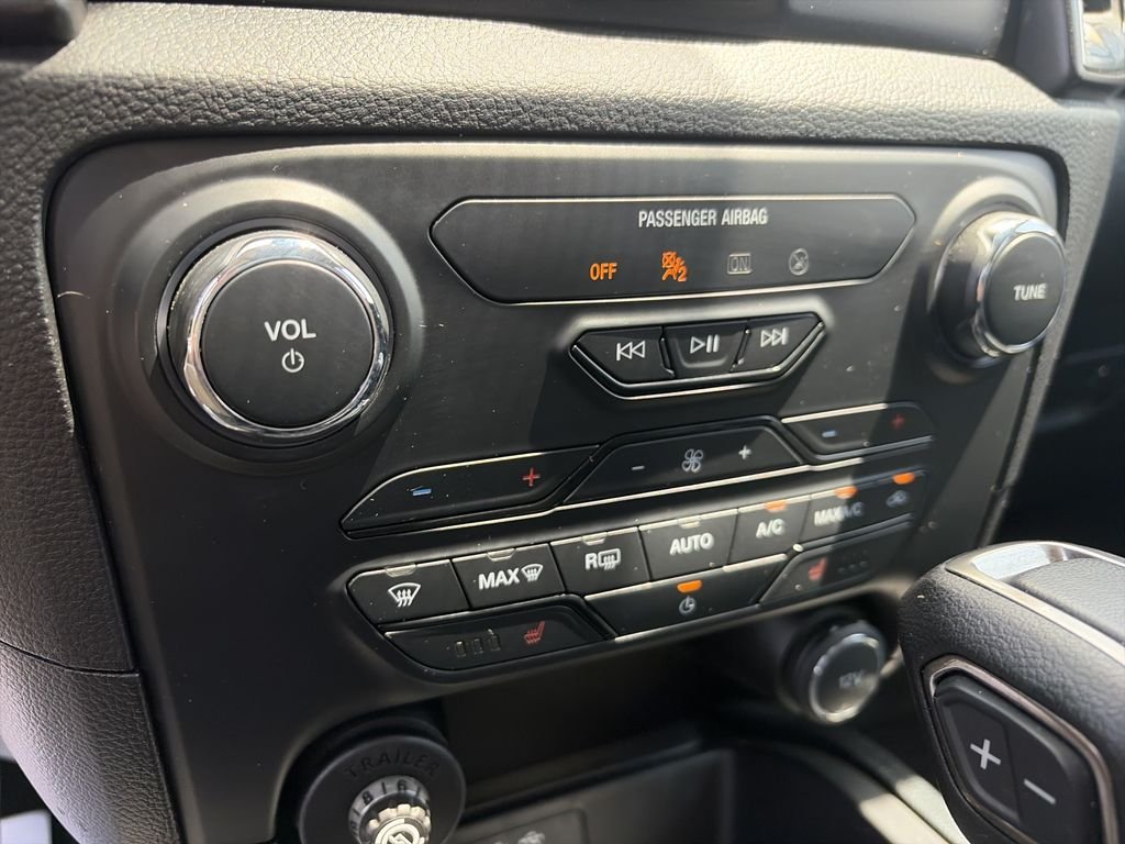 Certified Used 2021 Oxford White Ford Lariat image 25