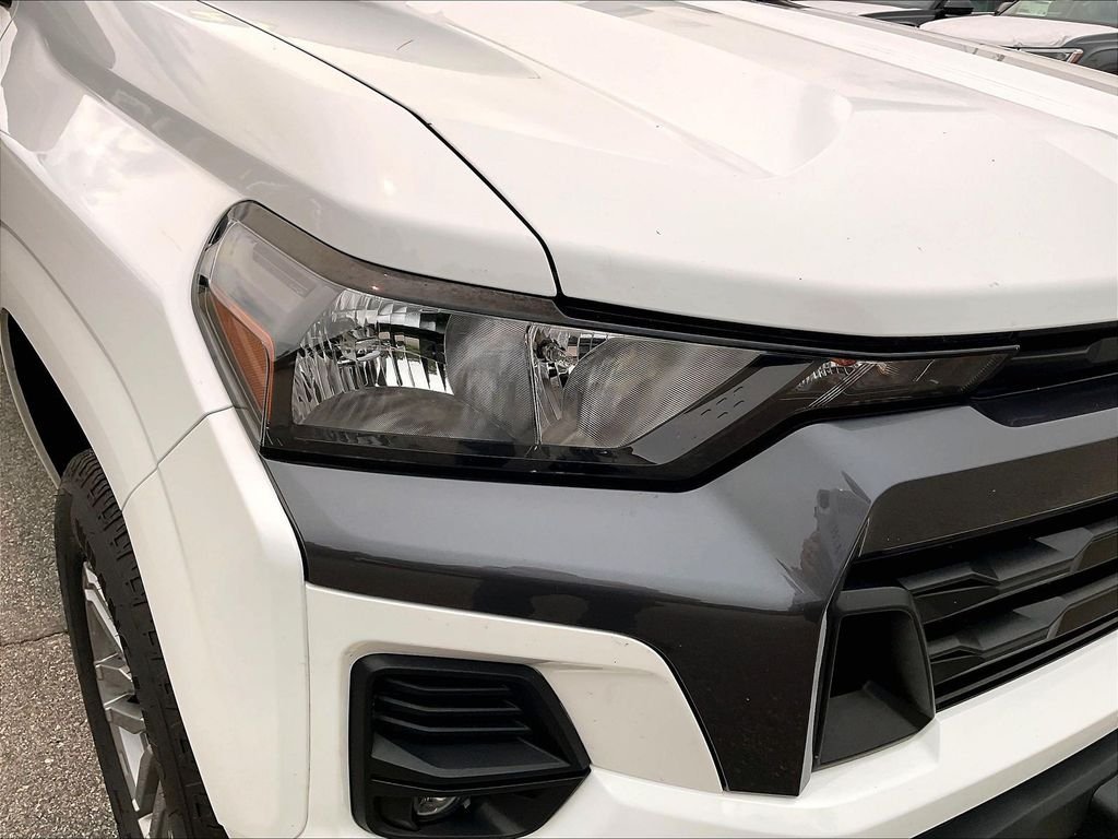 Used 2023 Summit White Chevrolet LT image 30