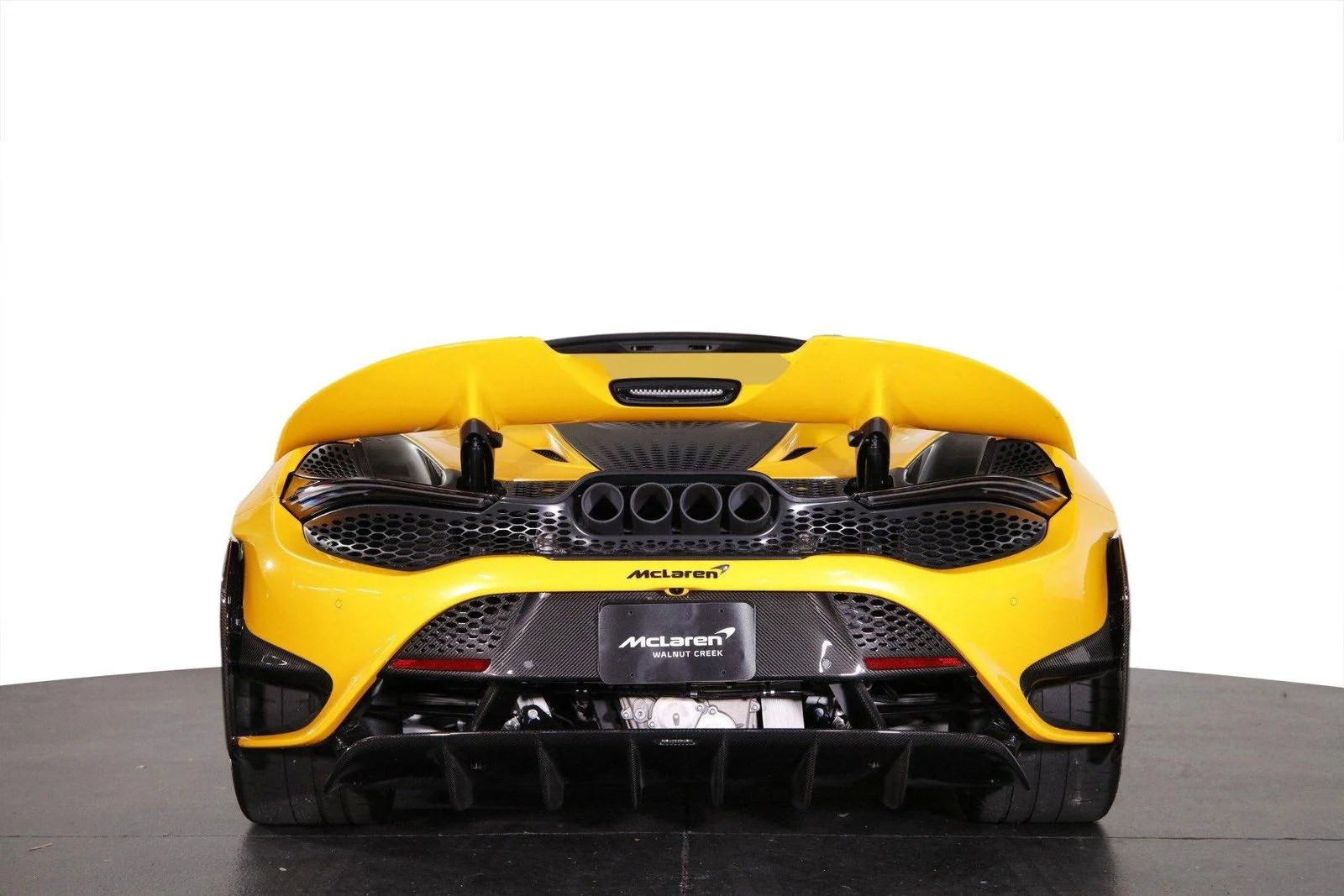 2022 McLaren 765LT Base - Photo 13