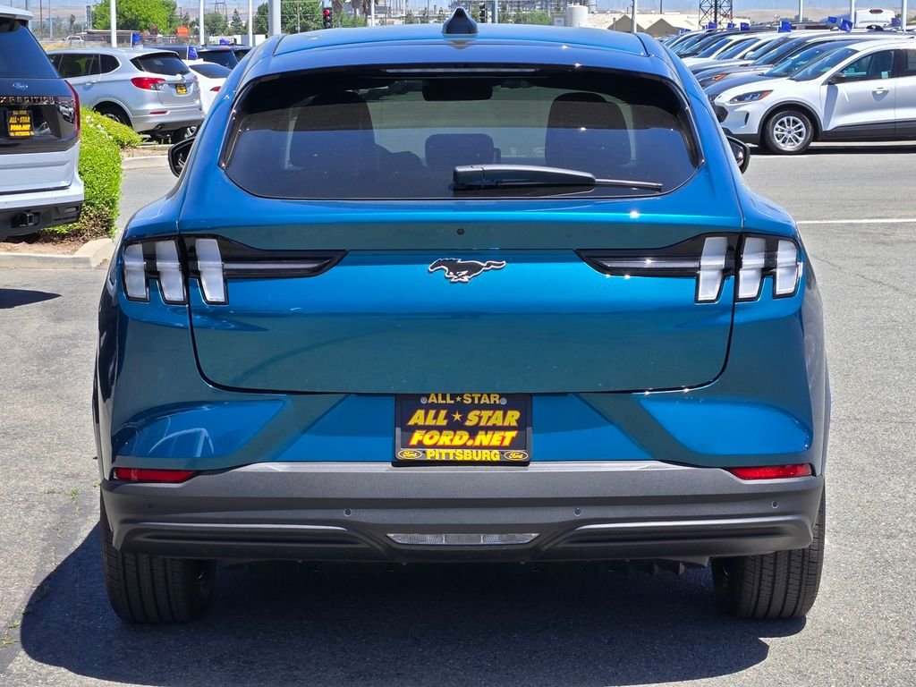 New 2026 Adriatic Blue Metallic Ford Premium image 4