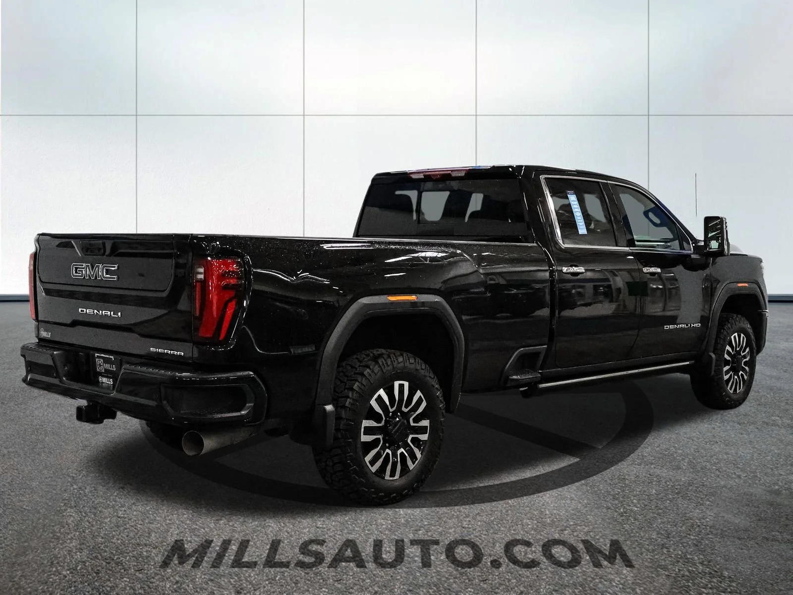 Certified Used 2025 Onyx Black GMC Denali Ultimate image 8