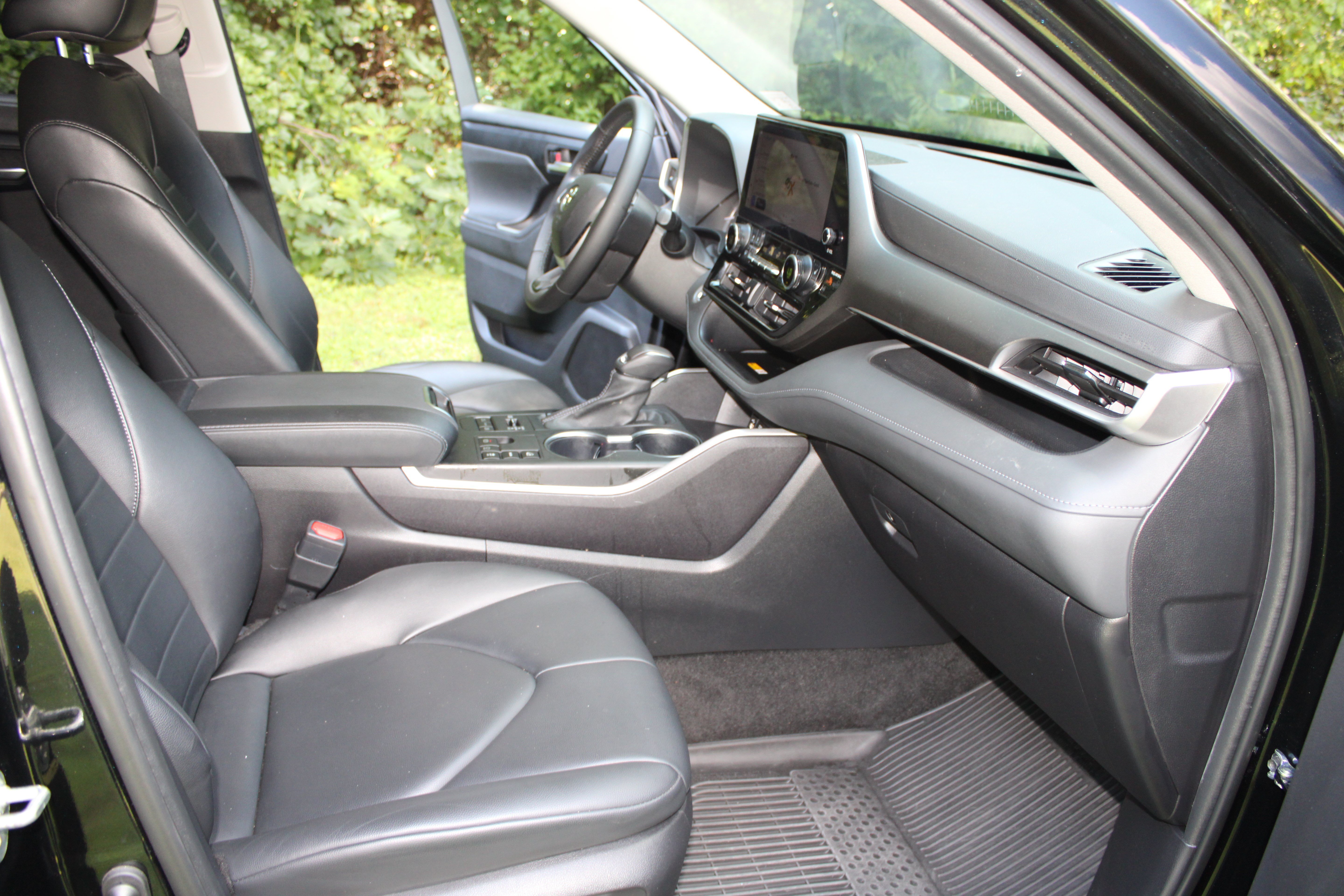 2023 Toyota Highlander XLE - Photo 20
