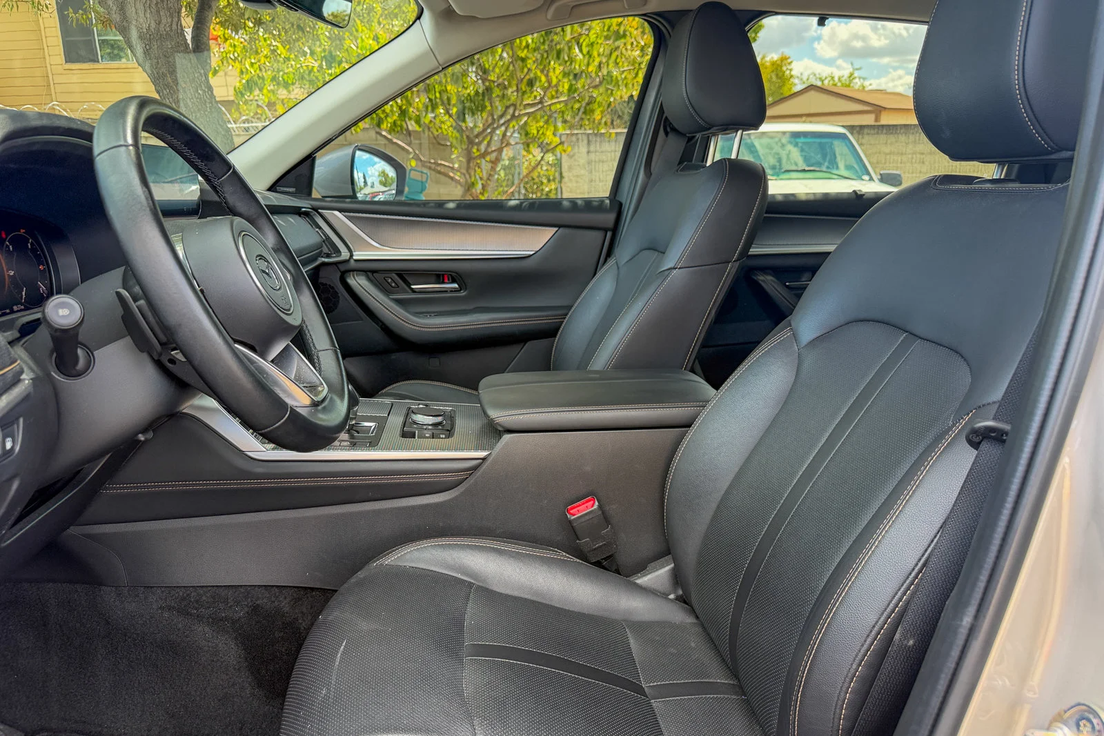 Certified Used 2024 Platinum Quartz Mazda Premium image 13