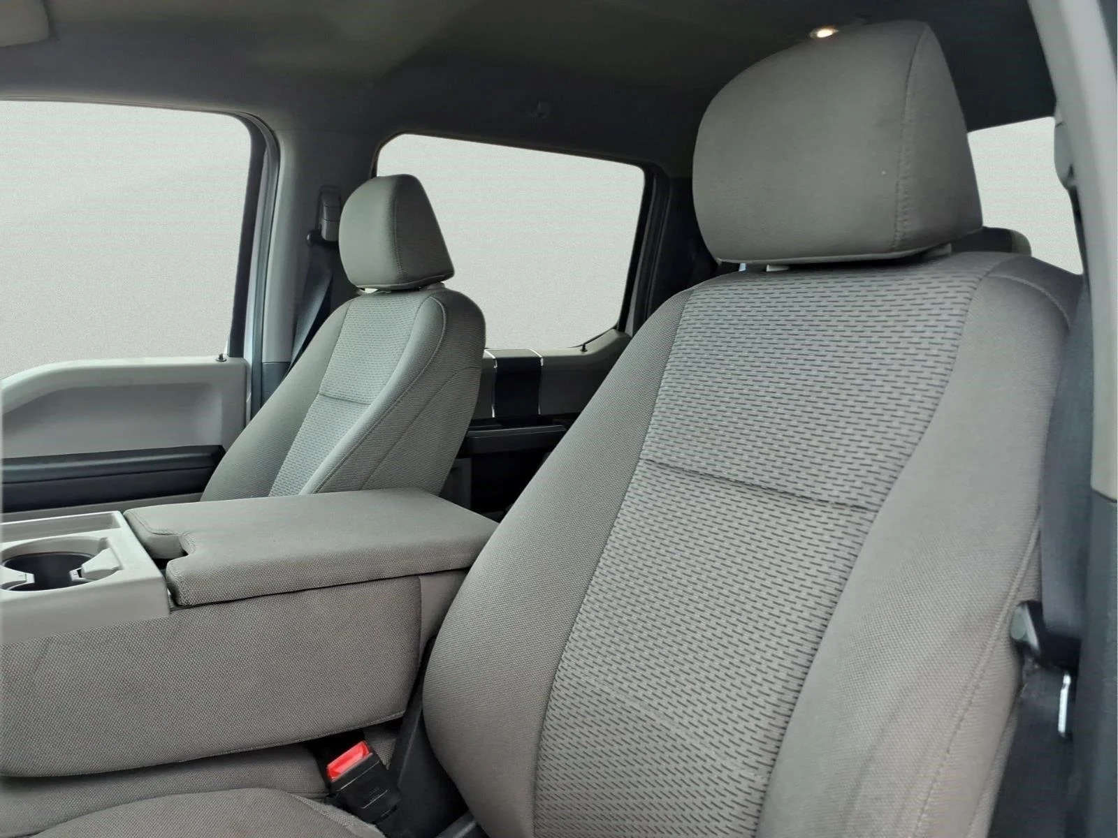 Used 2021 Oxford White Ford XLT image 18