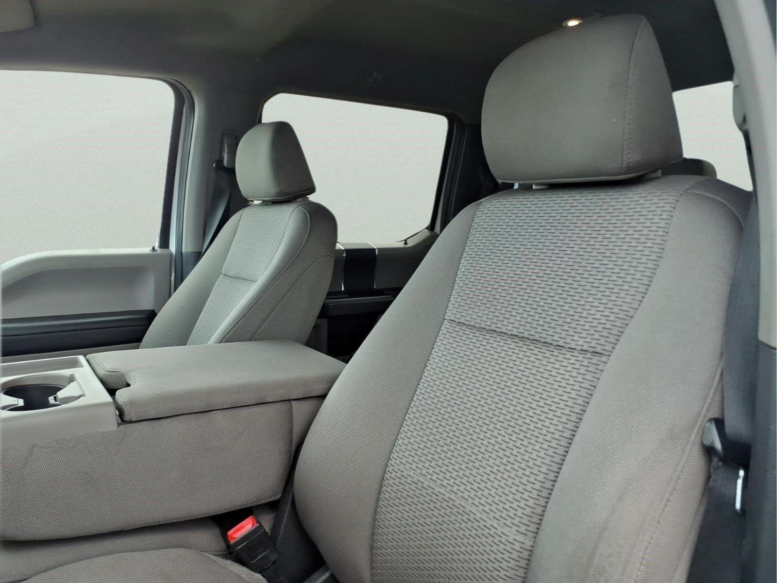 Used 2021 Oxford White Ford XLT image 18