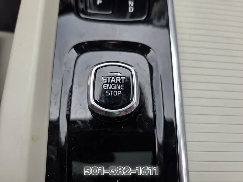 Used 2024 Bright Dusk Metallic VOLVO B5 AWD CORE DARK THEME image 24
