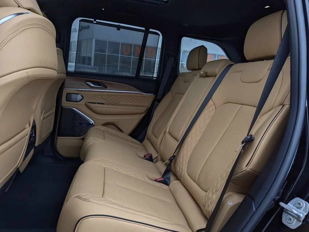 New 2025 Black Jeep Summit Reserve - - 4x4 - Panoramic Sunroof - Palermo Leather - McIntosh Audio & More! image 33