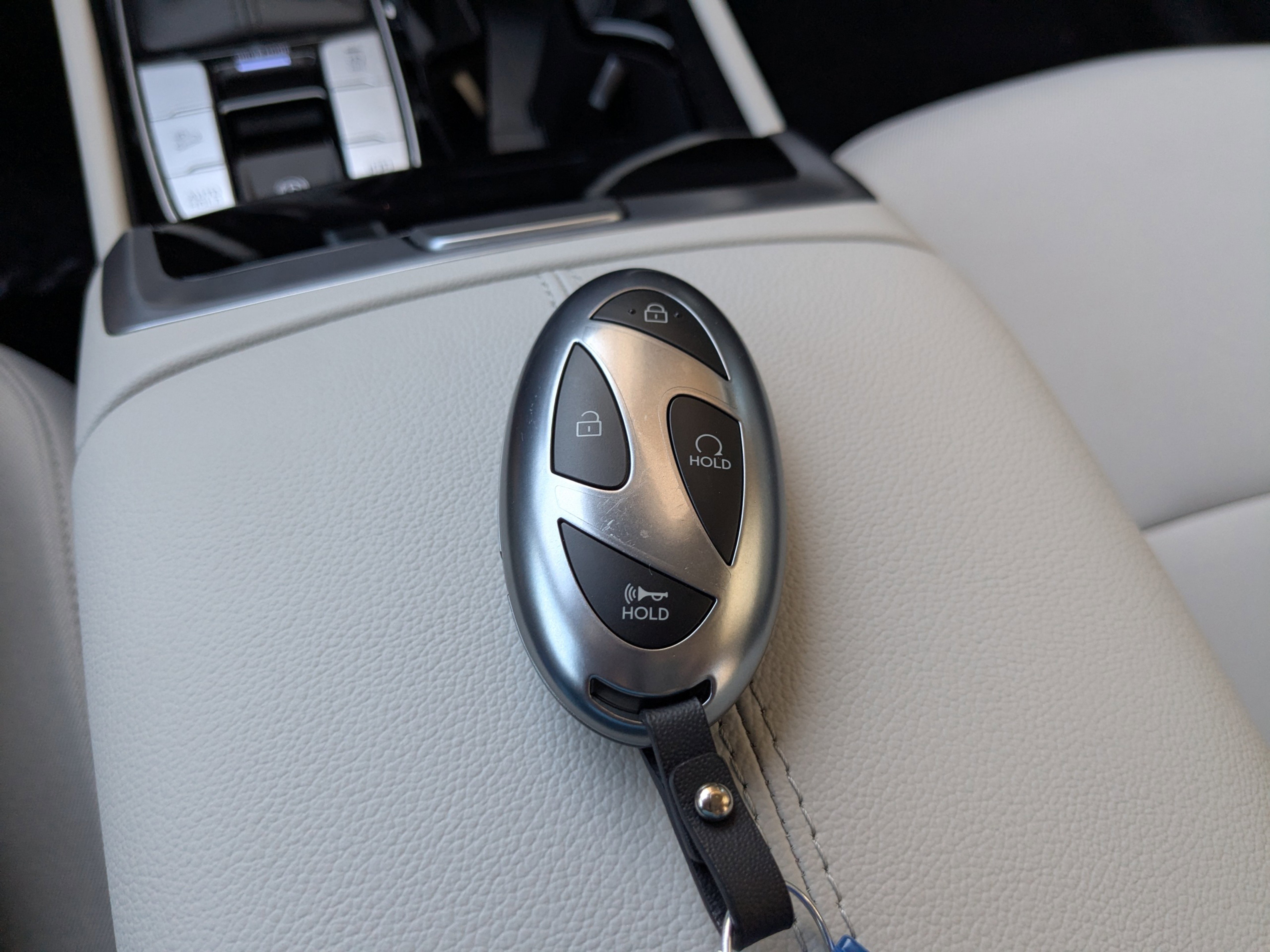New 2026 Shimmering Silver Hyundai SE FWD image 23