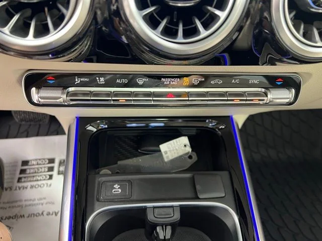 New 2026 Polar White Mercedes-Benz GLA 250 image 26