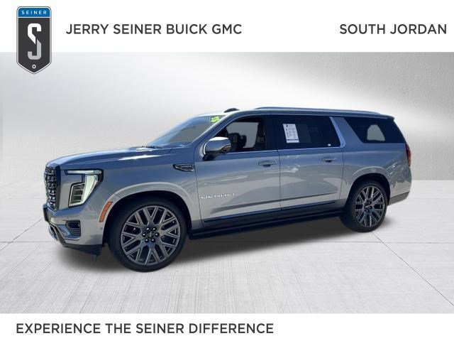 2025 GMC Yukon Denali Ultimate AWD's photo