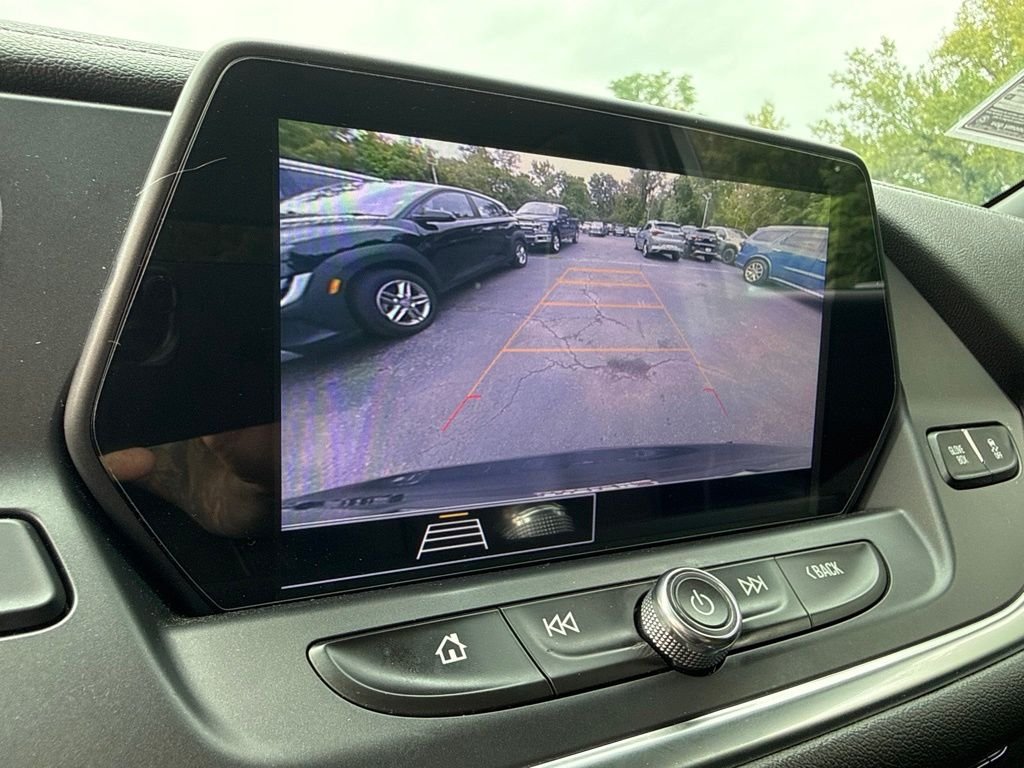 Used 2021 Gray Chevrolet LT image 31