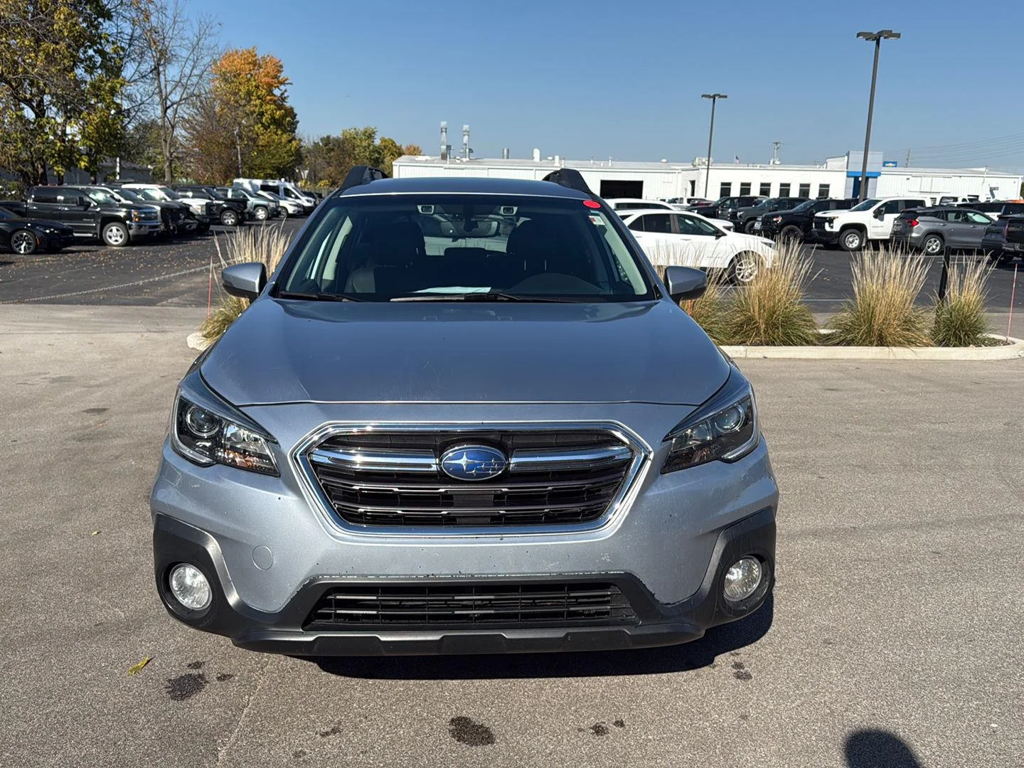 Used 2019 Ice Silver Metallic Subaru Limited image 8