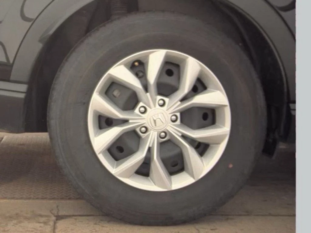 Used 2025  Honda LX image 20