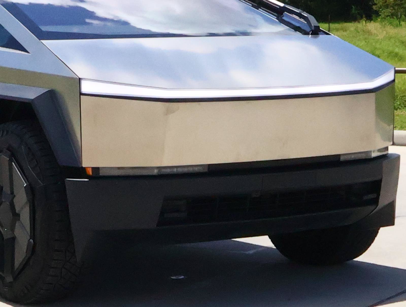 Used 2025 Ultra-Hard Stainless Steel Tesla Long Range image 7