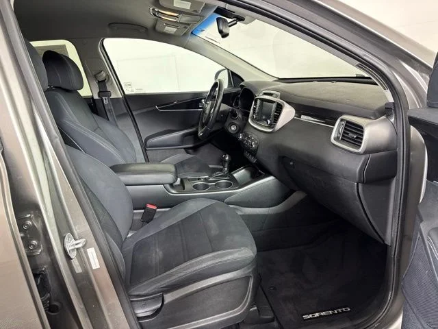 Used 2017 Silver Kia LX image 4