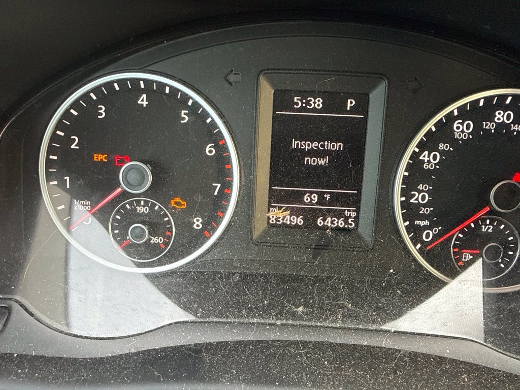 Used 2016 Pepper / Gray Volkswagen S image 1