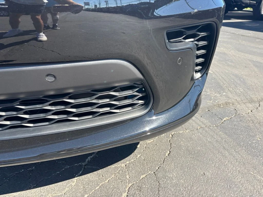 New 2026 Diamond Black Clear-Coat Exterior Paint Dodge GT image 10