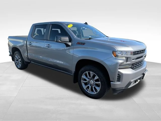 Used 2021 SATIN STEEL METALLIC Chevrolet RST image 9