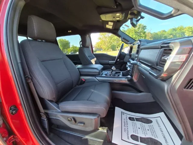 Used 2023 Red Ford XLT image 34