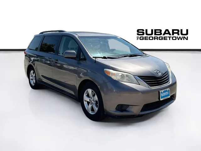 2014 Toyota Sienna LE