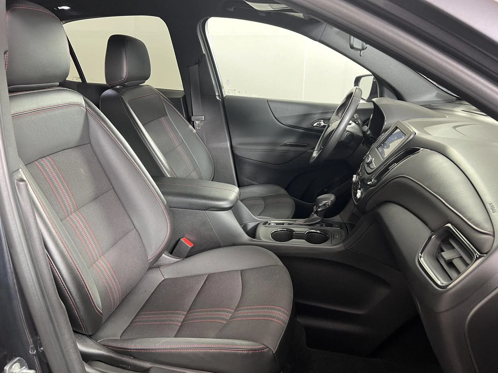 Used 2022 Iron Gray Metallic Chevrolet RS image 21