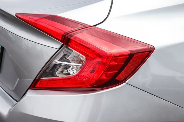 Used 2020  Honda LX image 8