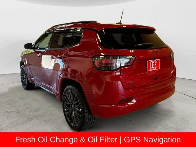 Used 2023 Red Jeep Limited image 3