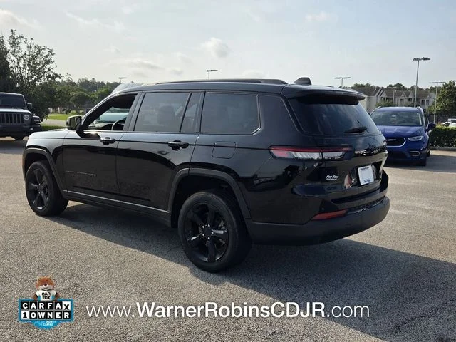Used 2025 Black Jeep Altitude X image 11