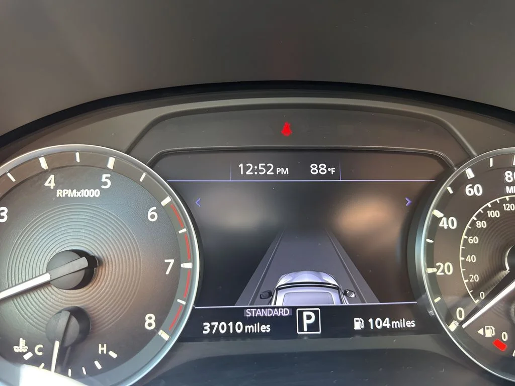 Used 2023 Black INFINITI LUXE image 25