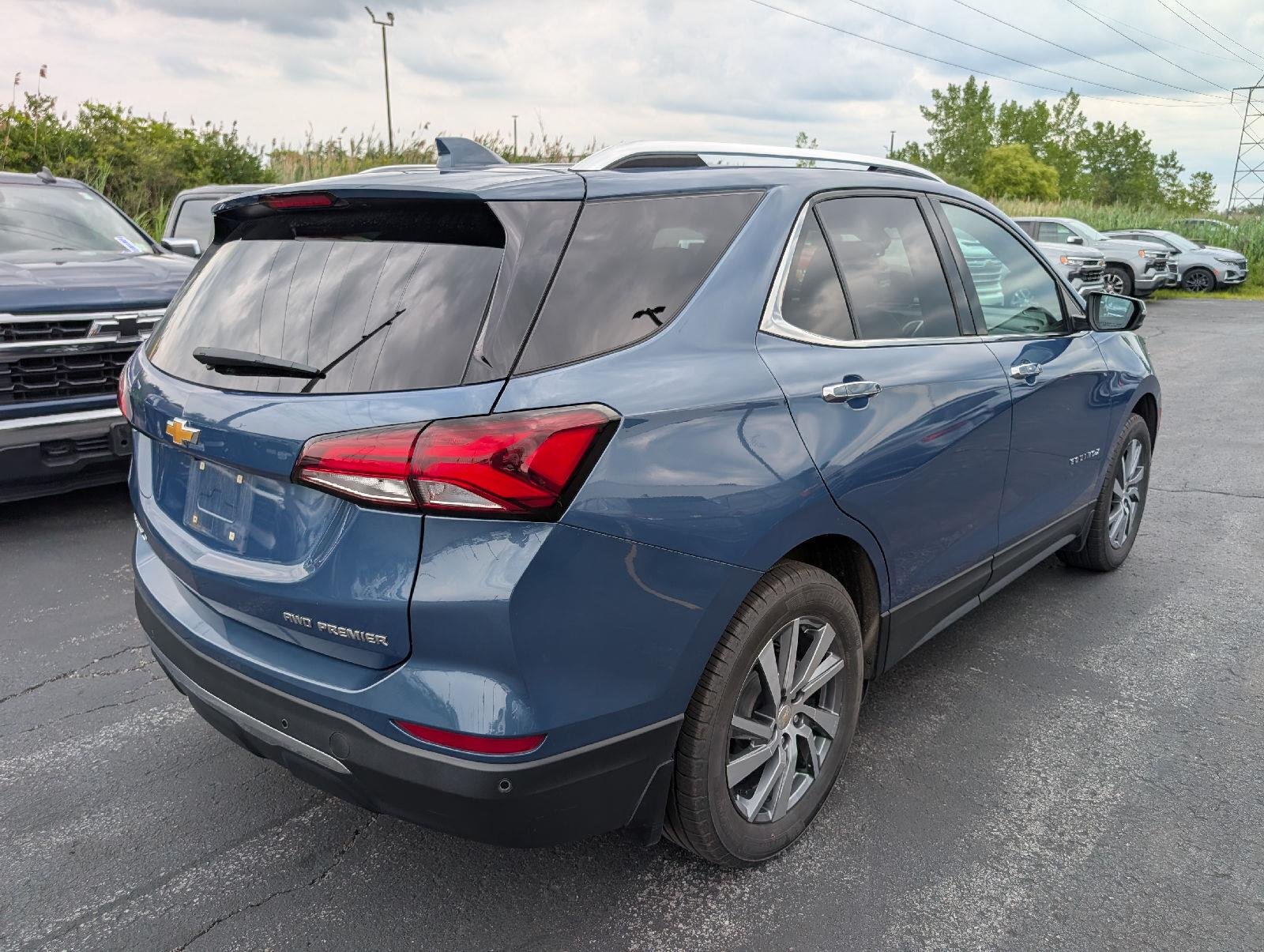 Used 2024 Lakeshore Blue Metallic Chevrolet Premier image 7