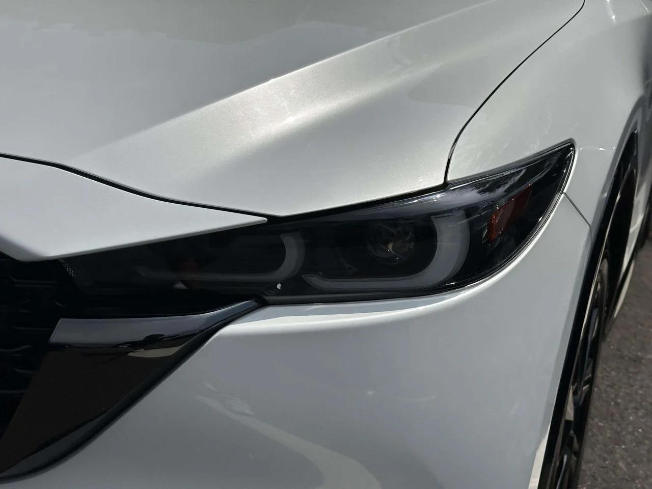 Certified Used 2024 Rhodium White Metallic Mazda 2.5 Carbon Turbo image 13