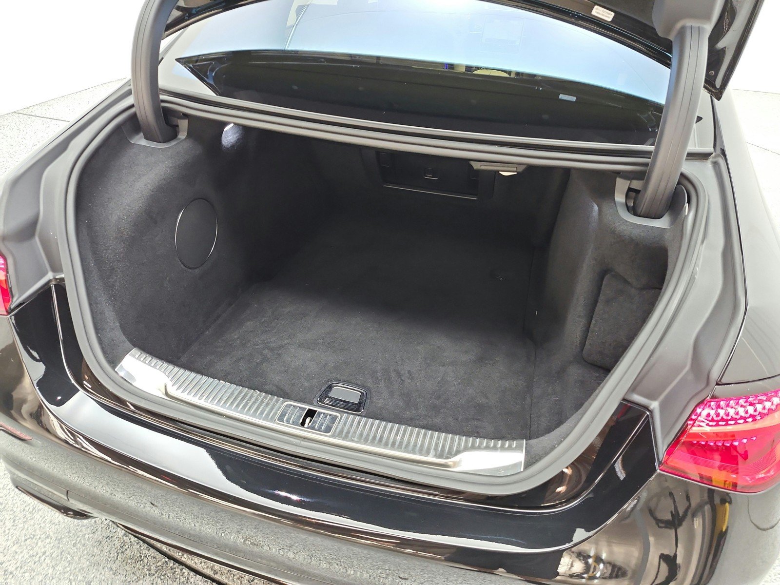 Certified Used 2023 Obsidian Black Mercedes-Benz Maybach S 580 4MATIC® Sedan image 22