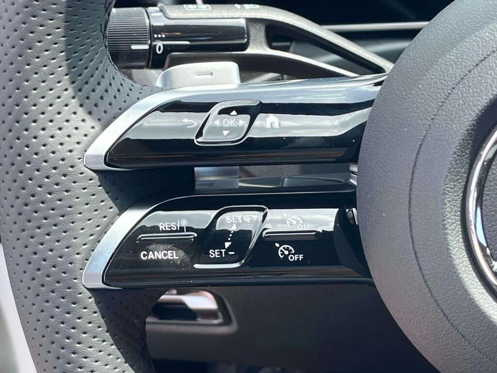 New 2026 Polar White Mercedes-Benz C 300 image 34