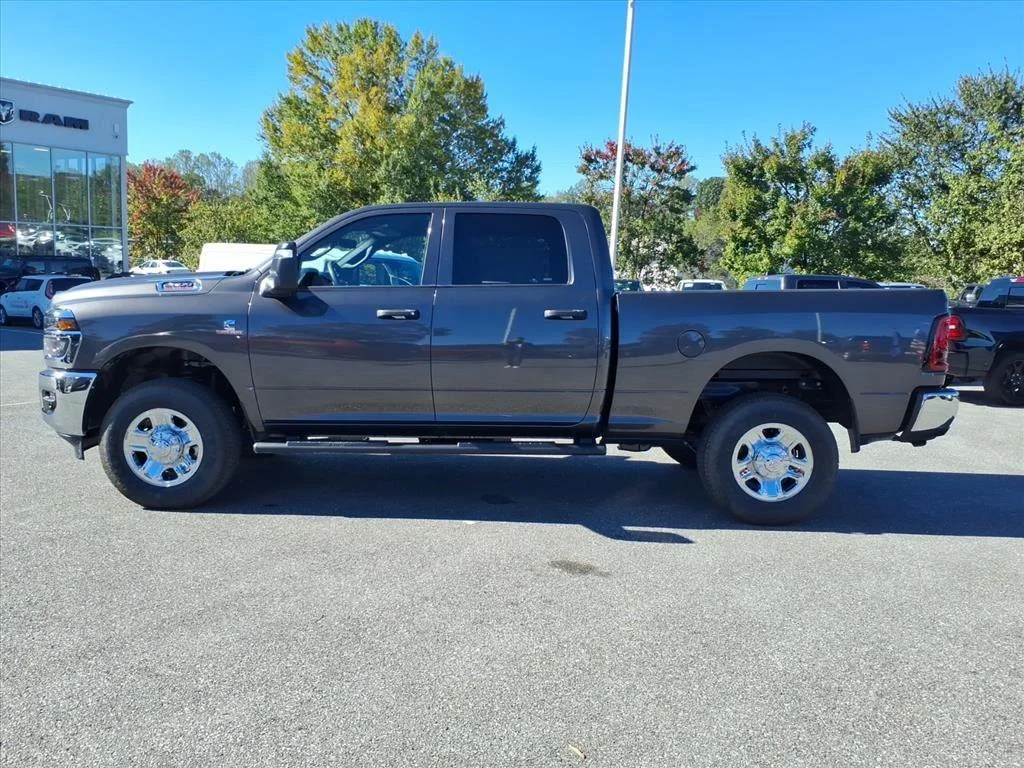 2026 RAM 2500 Tradesman - Photo 6