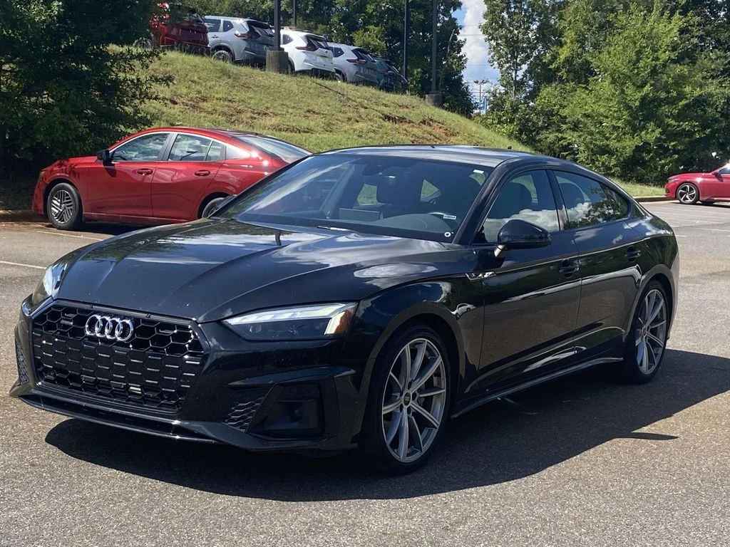 Used 2025 Black Audi S line Premium image 7