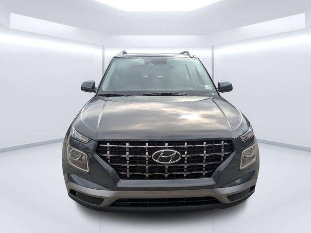 New 2026 Gray Hyundai SEL image 9