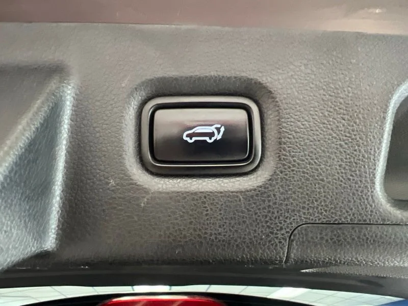 Used 2019 Brown Hyundai Limited image 9