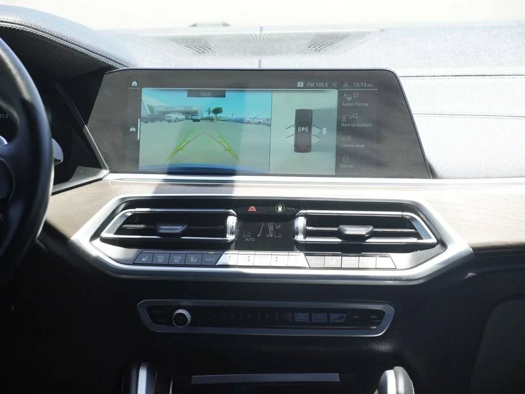 Certified Used 2022 Black BMW xDrive40i image 29