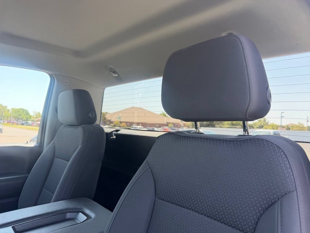 Used 2022 SUMMIT WHITE GMC Pro image 27