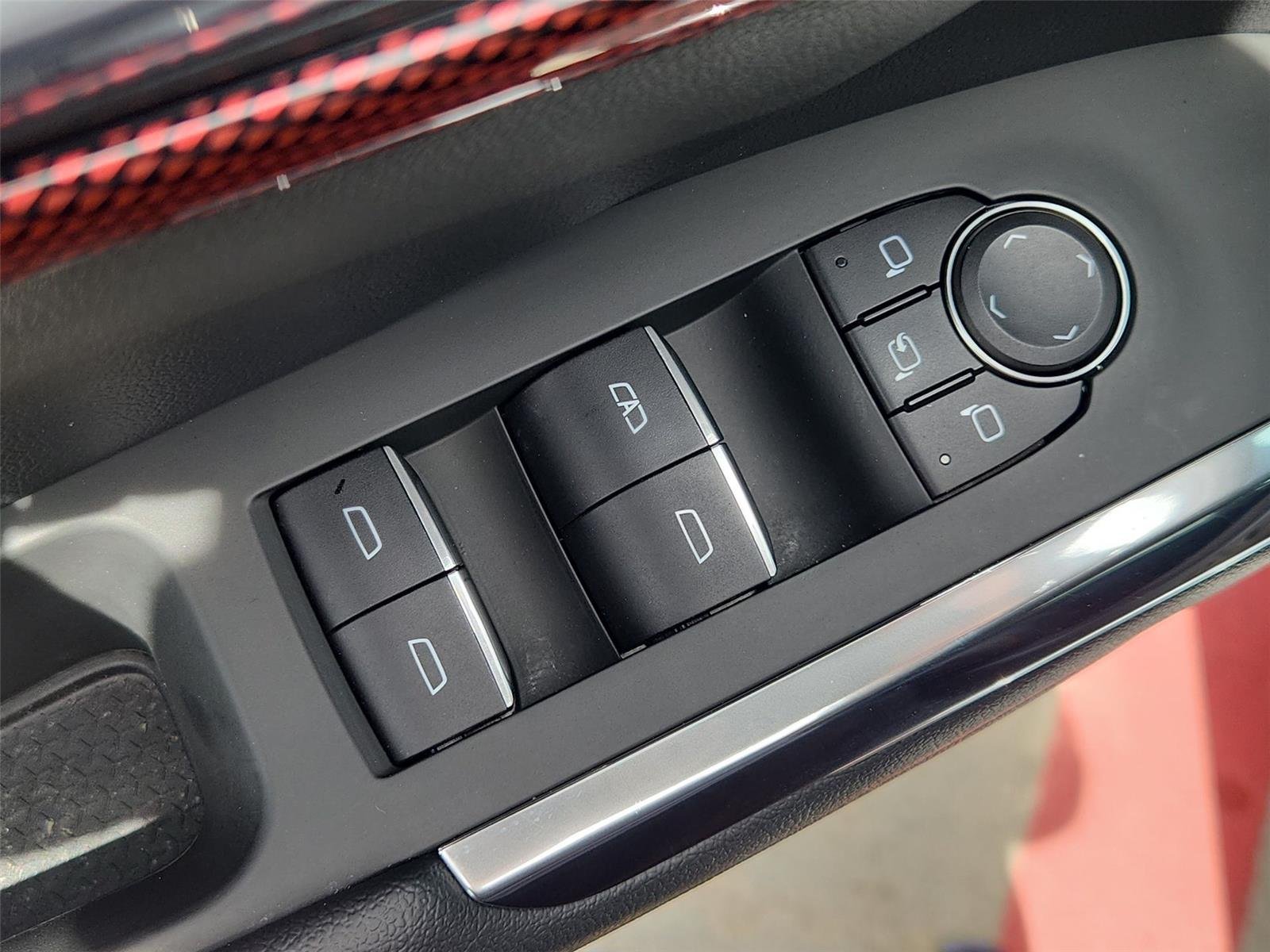 Used 2025 Sterling Gray Metallic Chevrolet RS image 24