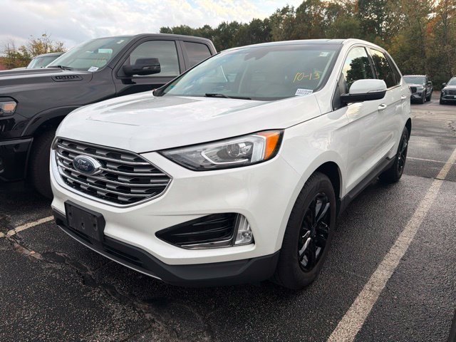 Used 2020 White Ford SEL image 3