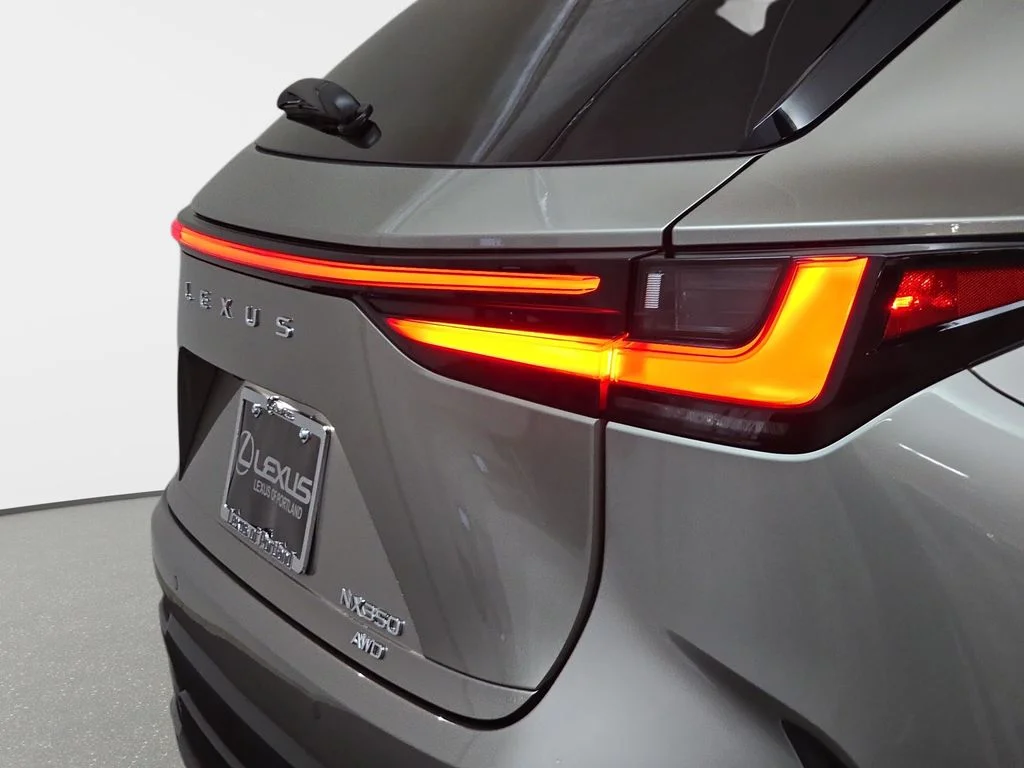 New 2026 Atomic Silver Lexus PREMIUM image 31