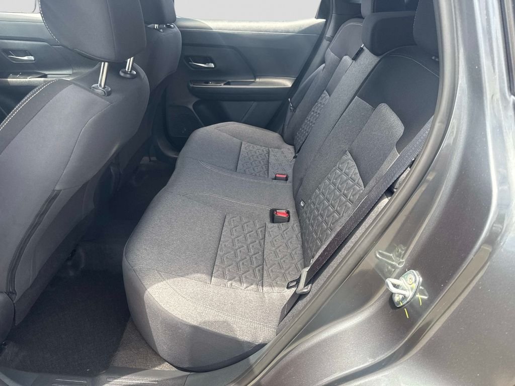 Used 2025 Gray Nissan SV image 14