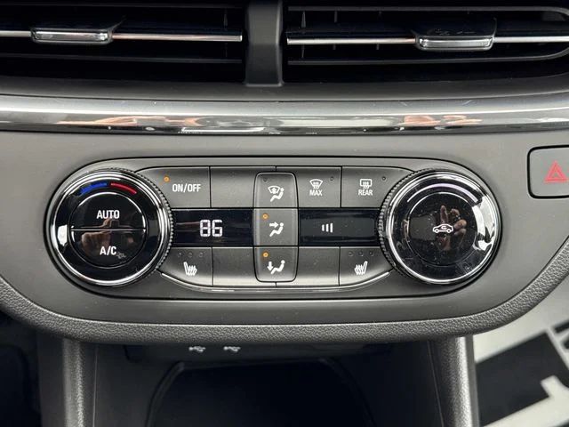 New 2026 Black Buick Preferred image 21