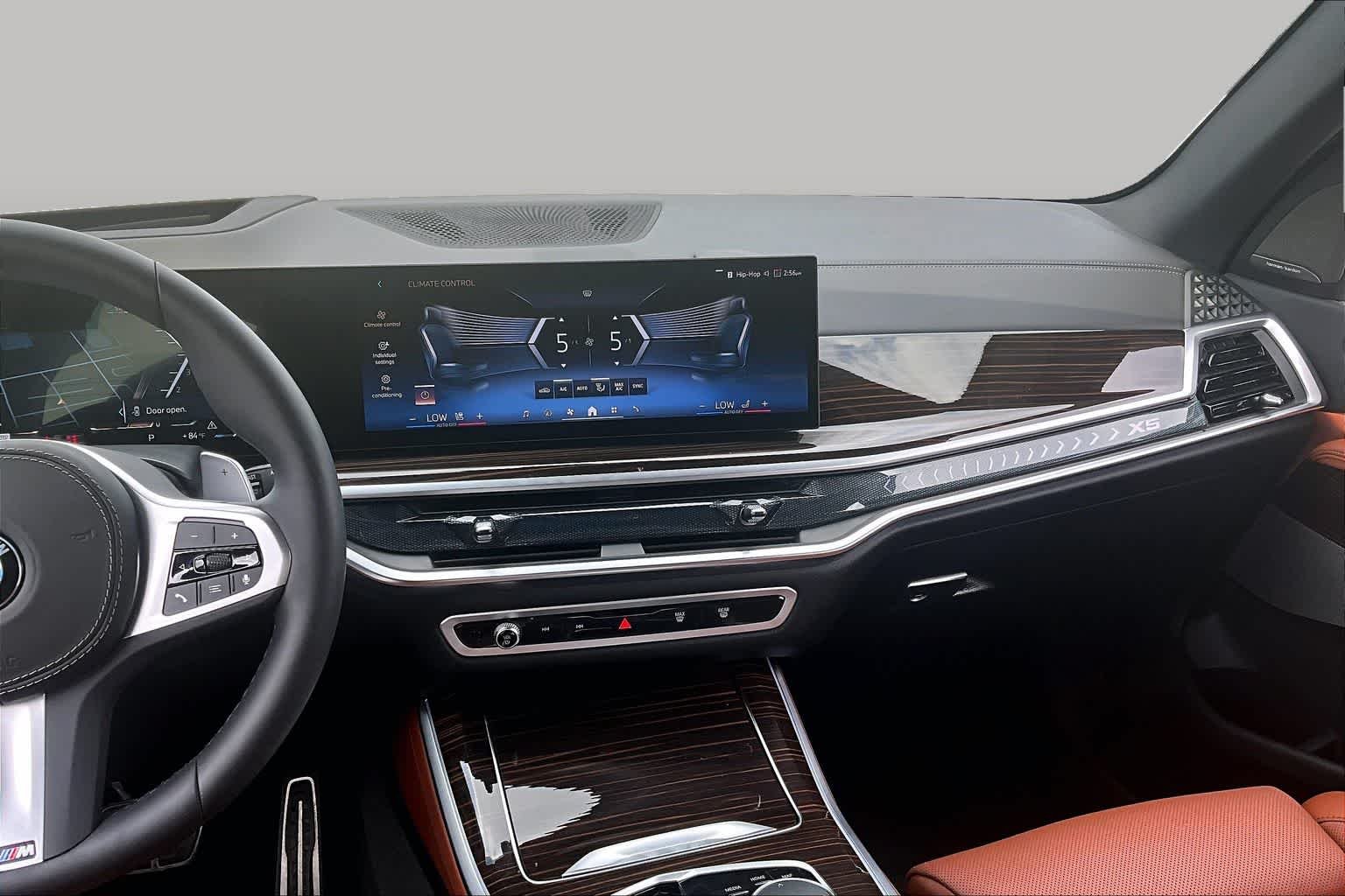 Used 2026 Alpine White BMW sDrive40i image 6