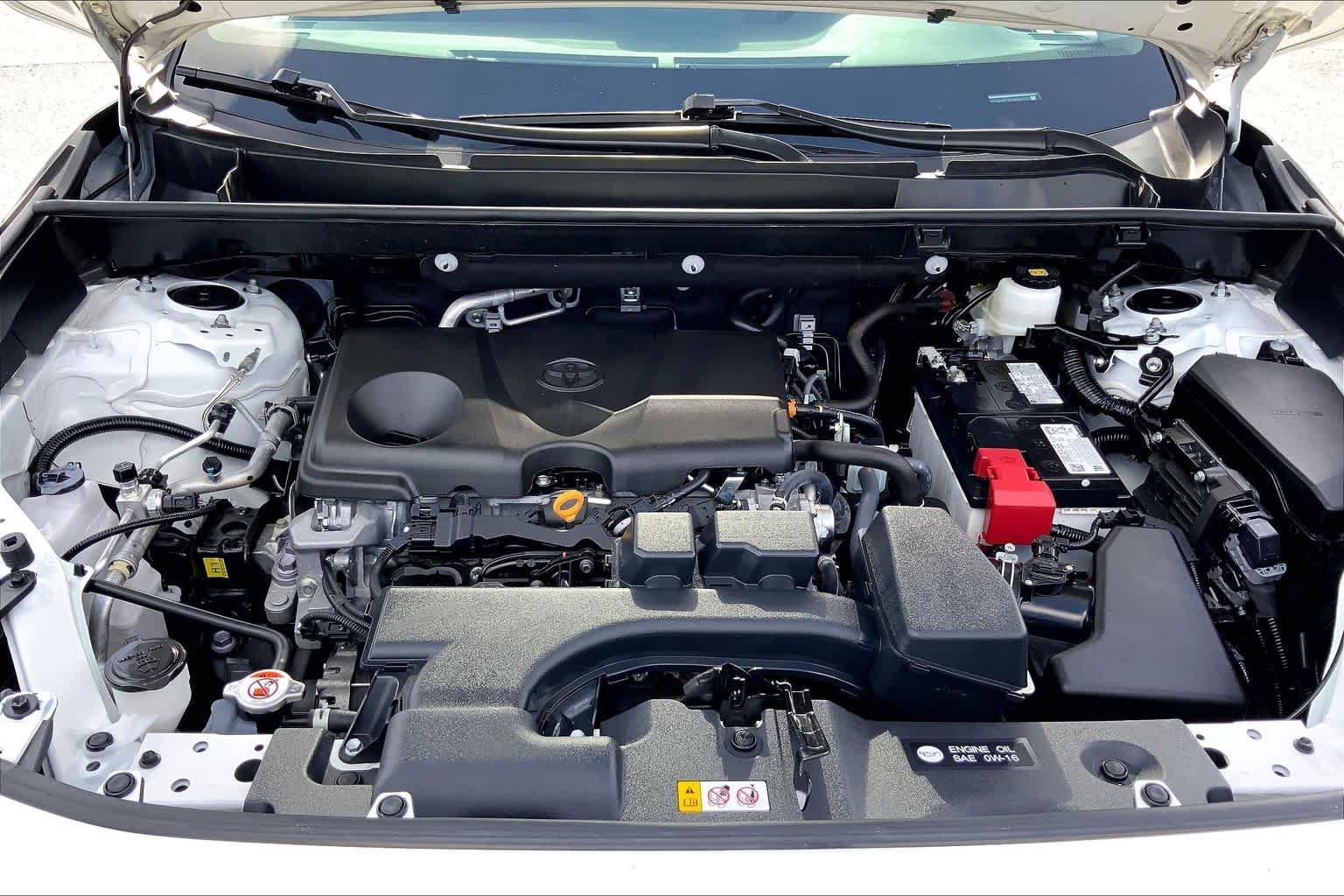 Used 2025 Ice Cap Toyota XLE image 31