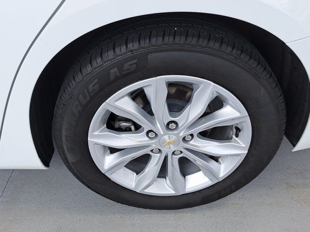 Used 2024 White Chevrolet LT image 37