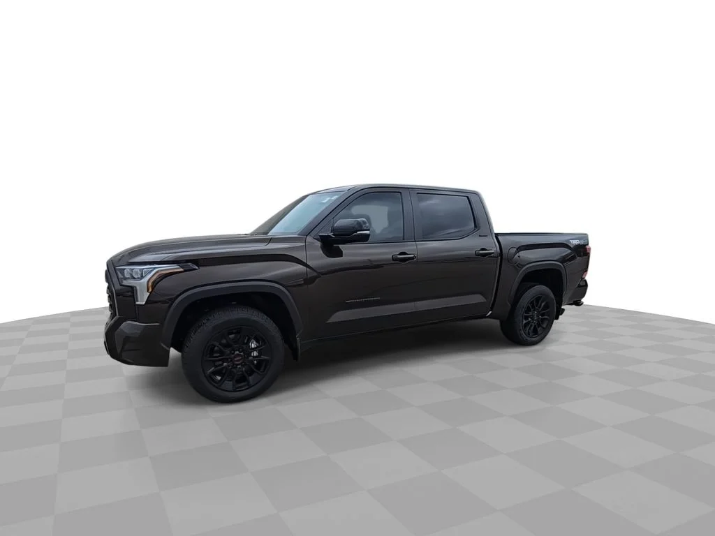 Used 2025  Toyota Limited image 4
